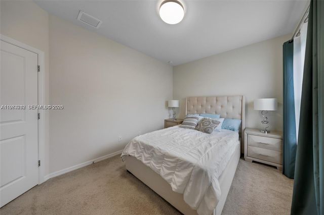 932 Banyan Dr, Hollywood, FL 33021