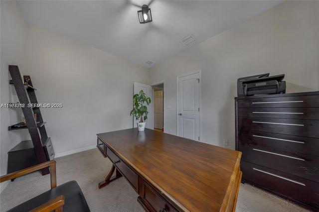 932 Banyan Dr, Hollywood, FL 33021