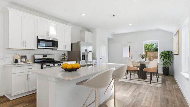 3529 Longhorn Valley Street, League City, TX 77573