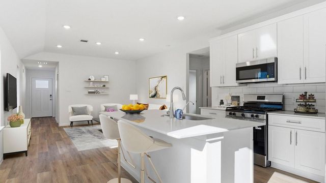 3529 Longhorn Valley Street, League City, TX 77573