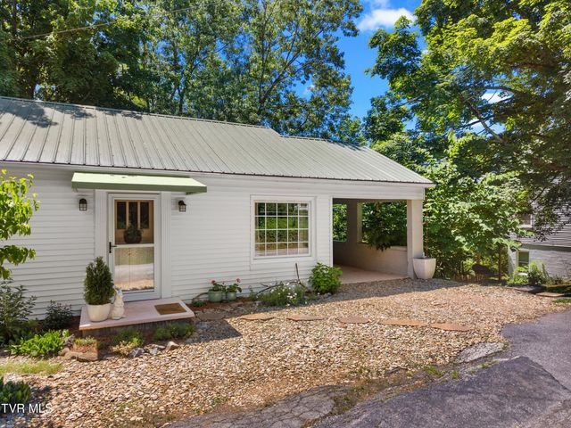 218 Circle Drive, Greeneville, TN 37745