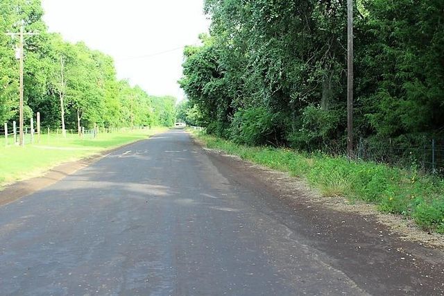12789 E County Road 112, Centerville, TX 75833