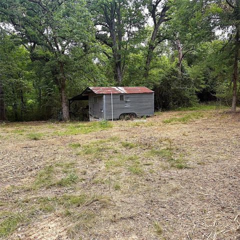 12789 E County Road 112, Centerville, TX 75833
