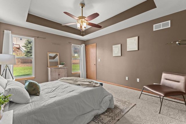 226 Reeds DRIVE, West Bend, WI 53095
