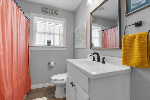3017 Live Oak Avenue, Waco, TX 76708