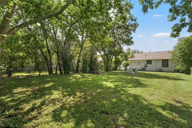 3017 Live Oak Avenue, Waco, TX 76708