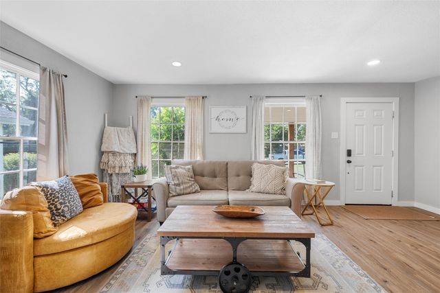 3017 Live Oak Avenue, Waco, TX 76708