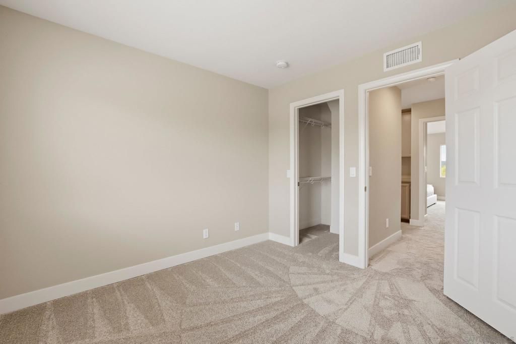 Image 28 of property listing at 12182 Mannix Rd, San Diego, CA 92129