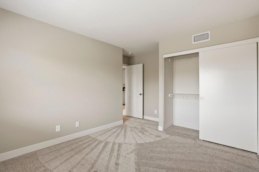 Image 30 of property listing at 12182 Mannix Rd, San Diego, CA 92129