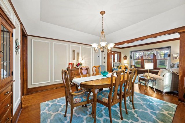 837 S 17th STREET, Milwaukee, WI 53204