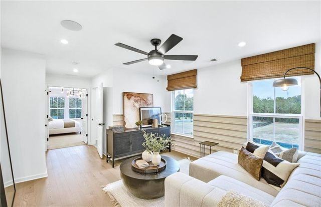 5673 Tillman Way, Powder Springs, GA 30127