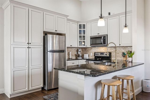 520 KILLARNEY BAY COURT 2, Winter Park, FL 32789