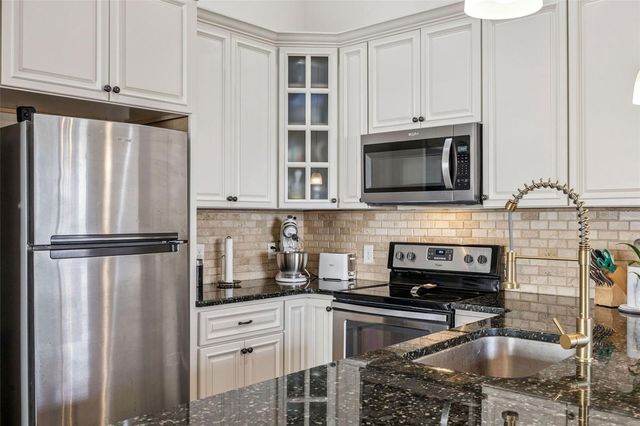 520 KILLARNEY BAY COURT 2, Winter Park, FL 32789