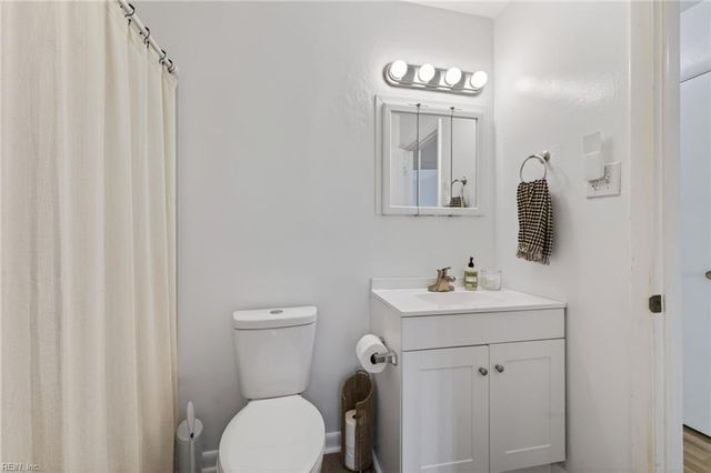 869 S Club House Rd Apt 3, Virginia Beach, VA 23452
