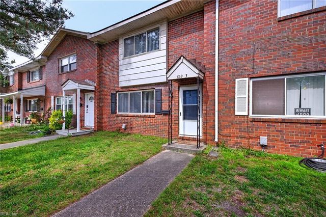 869 S Club House Rd Apt 3, Virginia Beach, VA 23452