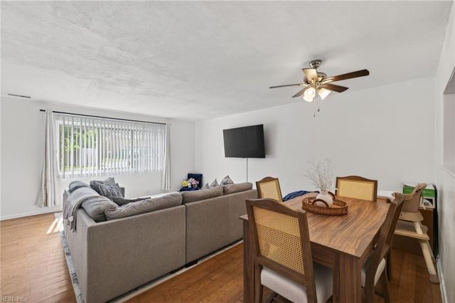 869 S Club House Rd Apt 3, Virginia Beach, VA 23452