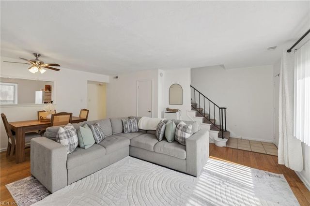 869 S Club House Rd Apt 3, Virginia Beach, VA 23452
