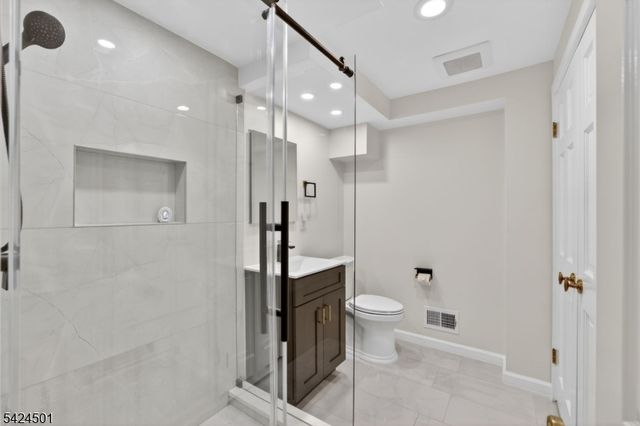 109 Haywood Ave, Piscataway Twp., NJ 08854