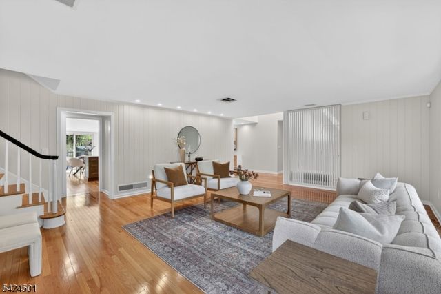 109 Haywood Ave, Piscataway Twp., NJ 08854