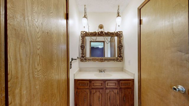 195 Cave Springs Rd, Lebanon, TN 37087