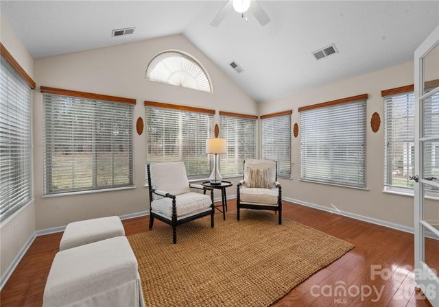 2304 Coltsview Lane, Matthews, NC 28105