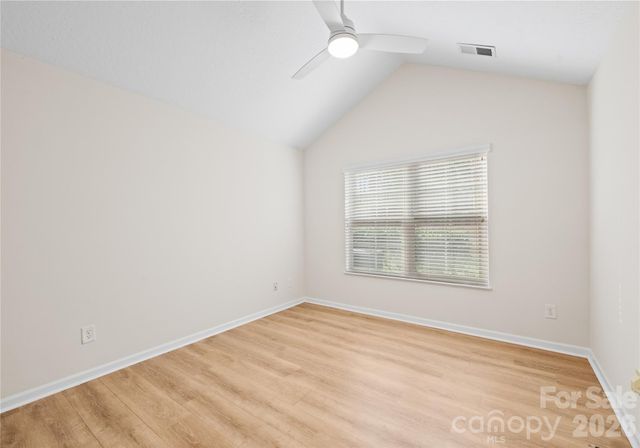 2304 Coltsview Lane, Matthews, NC 28105