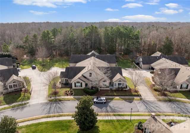 2304 Coltsview Lane, Matthews, NC 28105