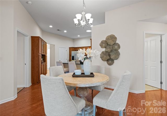 2304 Coltsview Lane, Matthews, NC 28105