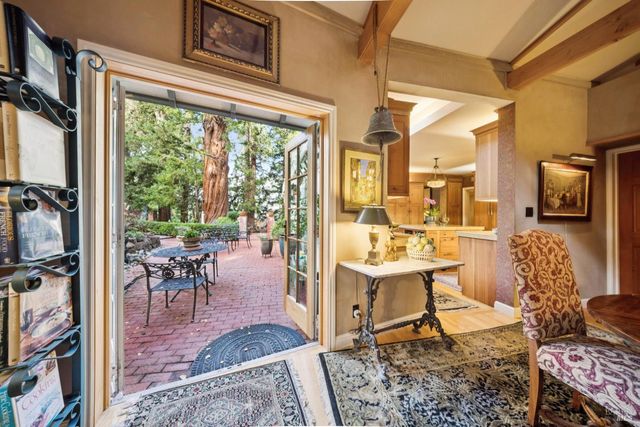 42-50 Grove St, San Rafael, CA 94901