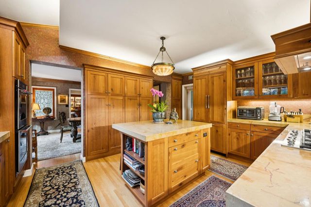 42-50 Grove St, San Rafael, CA 94901