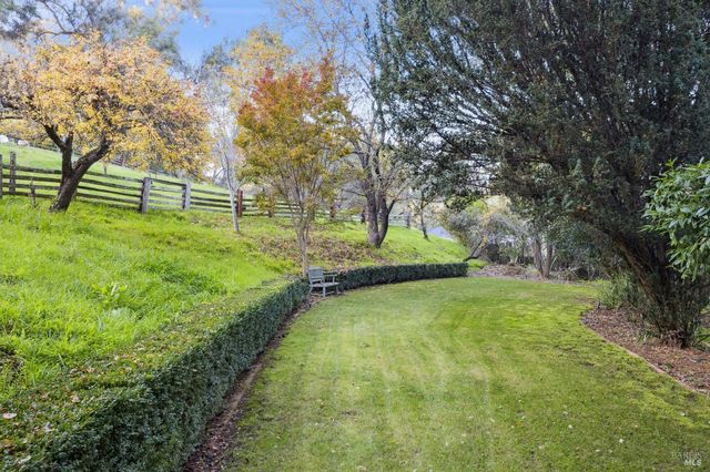 42-50 Grove St, San Rafael, CA 94901