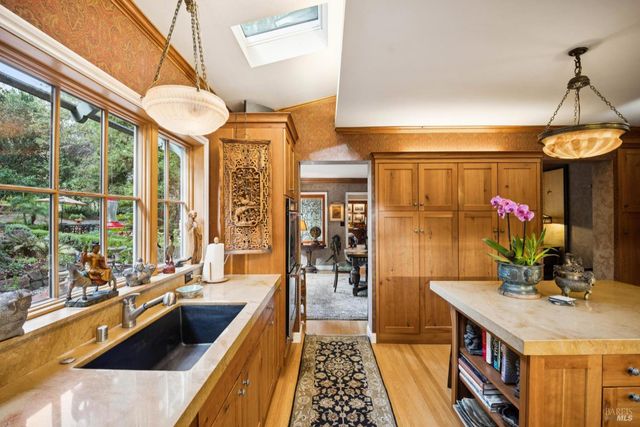 42-50 Grove St, San Rafael, CA 94901