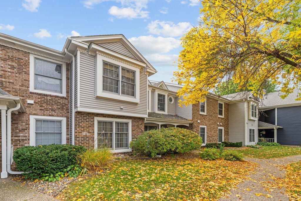 10932 Quebec Avenue S, Bloomington, MN 55438 — photo 3