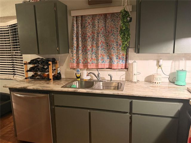 7308 FAIRWOOD AVENUE, New Port Richey, FL 34653