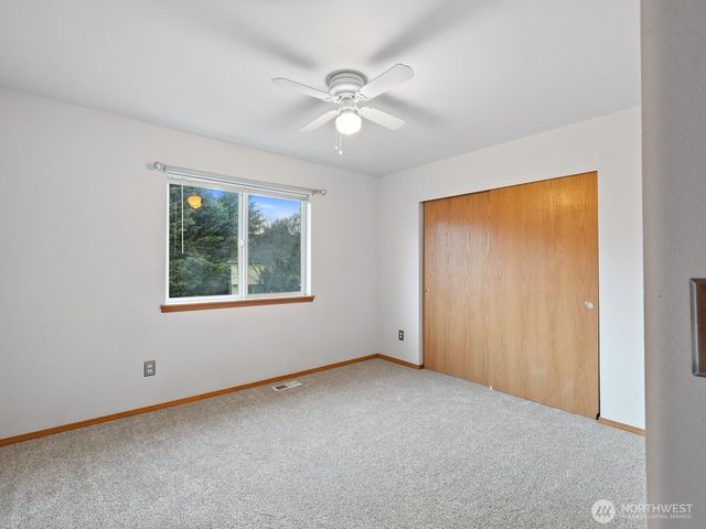 5007 81st Street SW, Lakewood, WA 98499