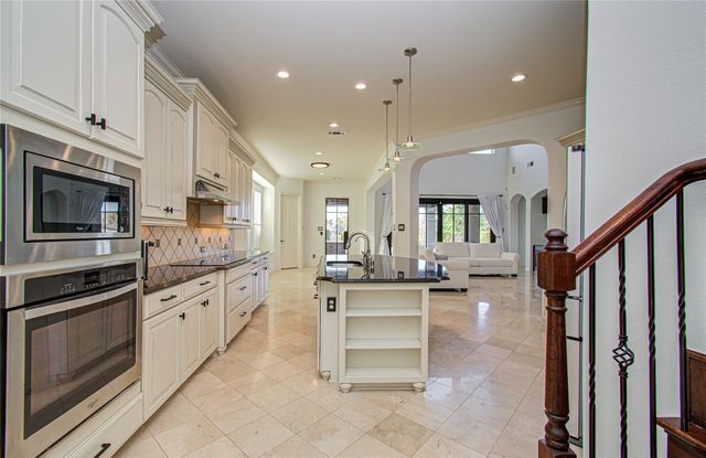 5226 Limestone Hill Lane, Sugar Land, TX 77479