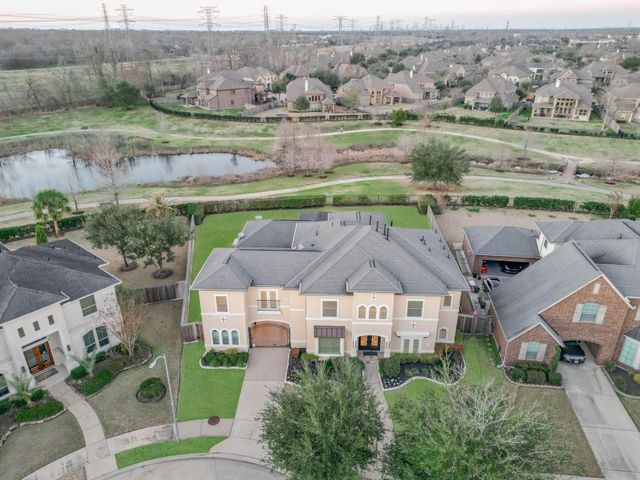 5226 Limestone Hill Lane, Sugar Land, TX 77479