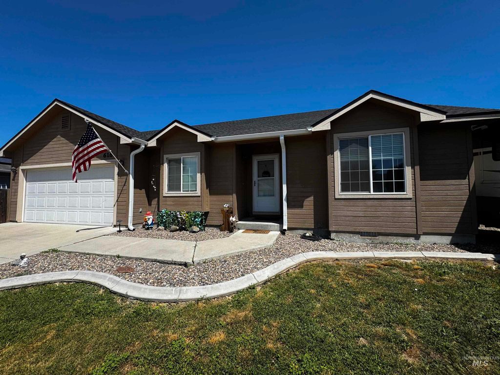 616 Colton St, New Plymouth, ID 83655