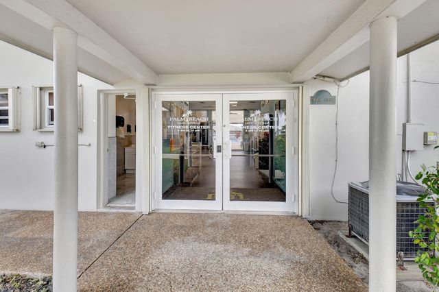 2081 SW 13th Terrace, Boynton Beach, FL 33426