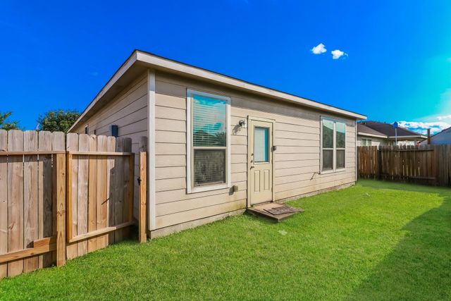 6615 Dayridge Lane, Houston, TX 77048
