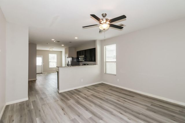 6615 Dayridge Lane, Houston, TX 77048