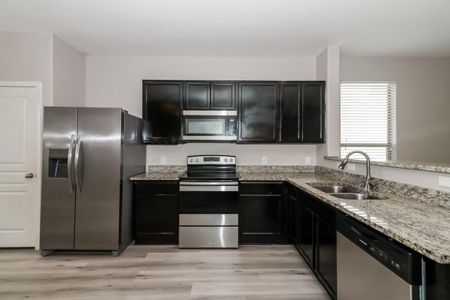 6615 Dayridge Lane, Houston, TX 77048