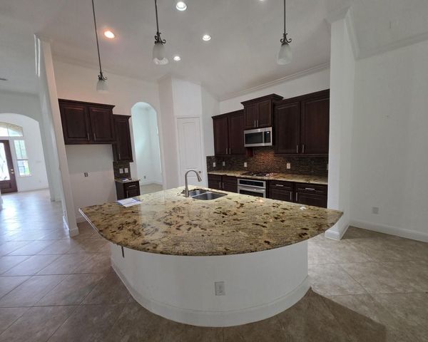 4814 Applewood Crest Lane, Rosharon, TX 77583