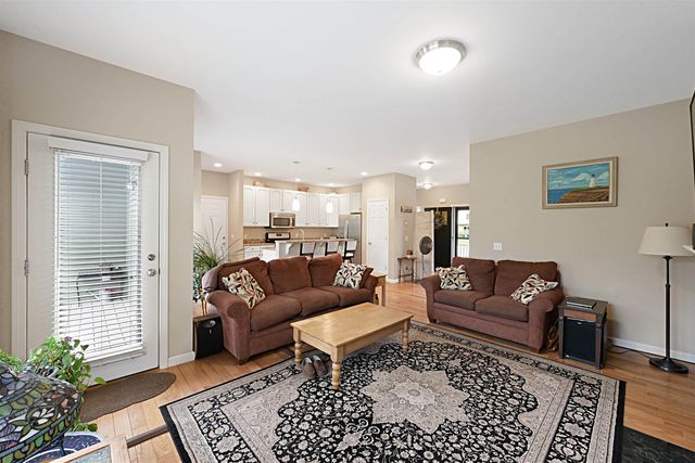 71 Madison Drive, Williston, VT 05495