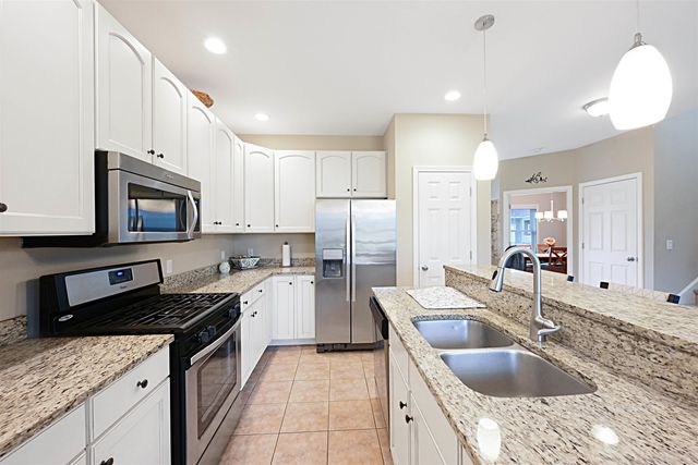 71 Madison Drive, Williston, VT 05495