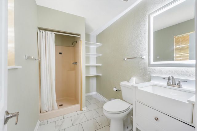 3751 Fm 903, Farmersville, TX 75442