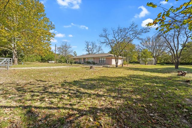 3751 Fm 903, Farmersville, TX 75442