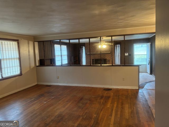 3816 Log Cabin Drive, Macon, GA 31204