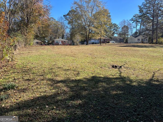 3816 Log Cabin Drive, Macon, GA 31204