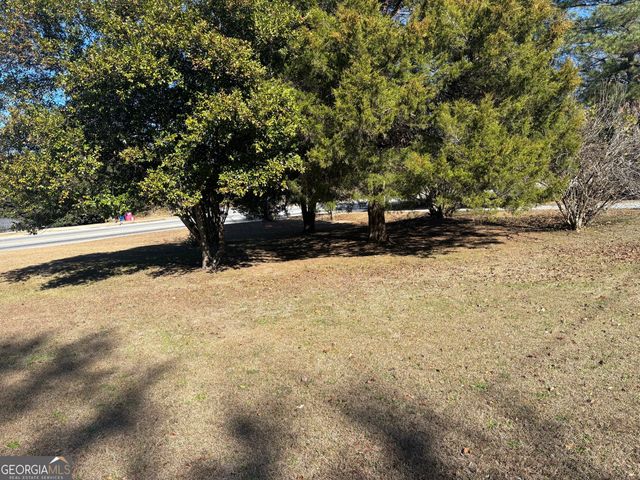 3816 Log Cabin Drive, Macon, GA 31204